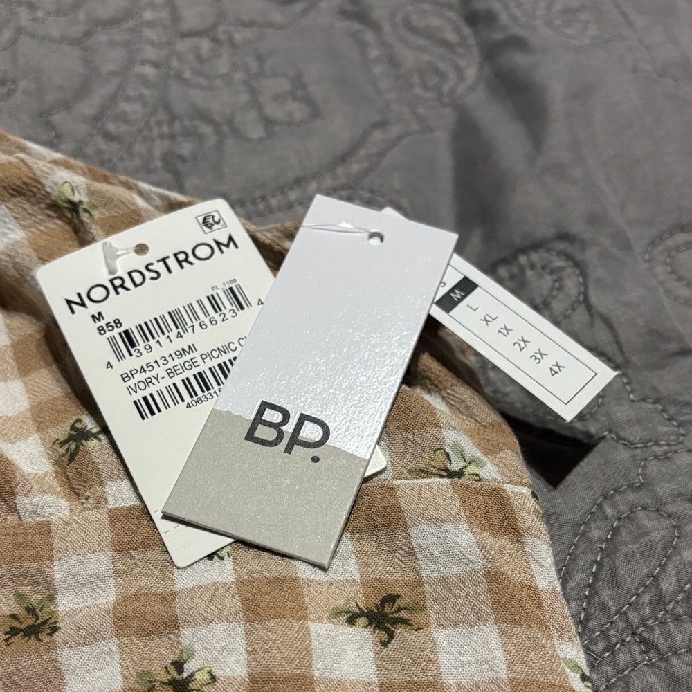 NWT BP Nordstrom Ivory Beige Picnic Check Crop Tank Top Size M - Picture 6 of 7